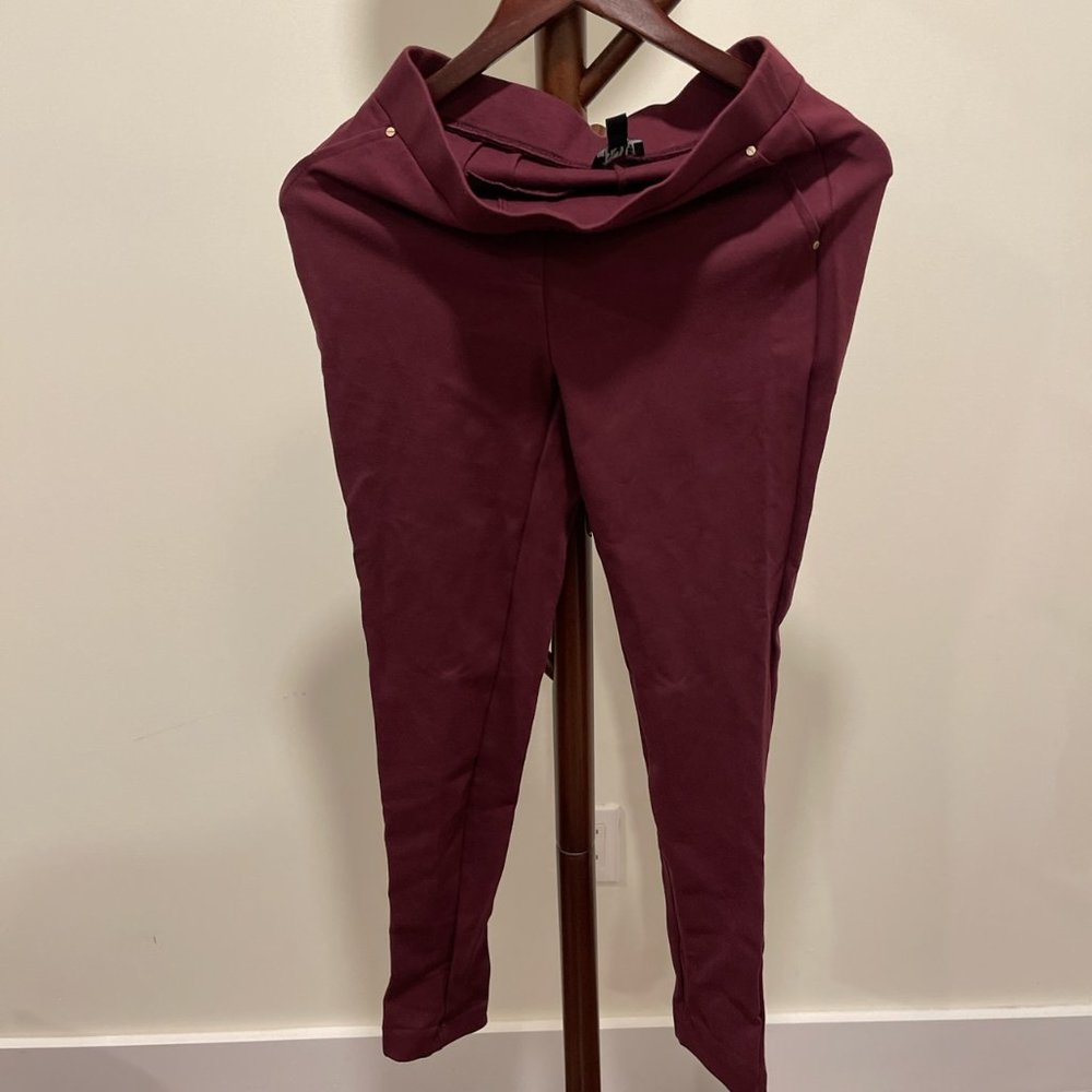 Jones New York Burgundy Red Pants, US Size S